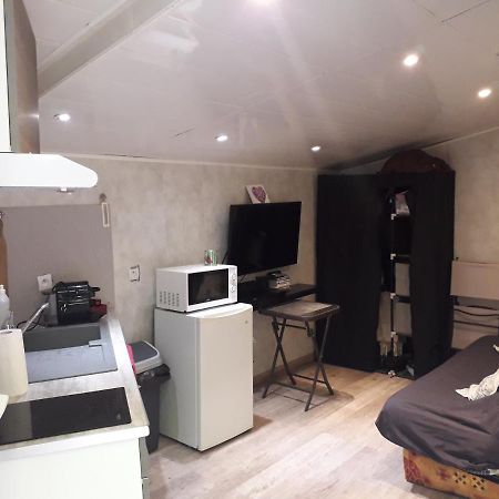 Maison d'hôtes Chalet type studio de charme avec jacuzzi à Touet-de-l'Escarene Extérieur photo