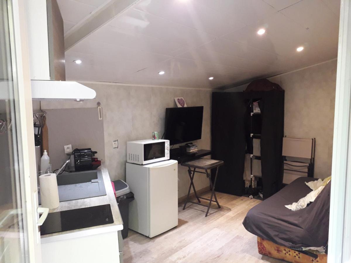 Maison d'hôtes Chalet type studio de charme avec jacuzzi à Touet-de-l'Escarene Extérieur photo